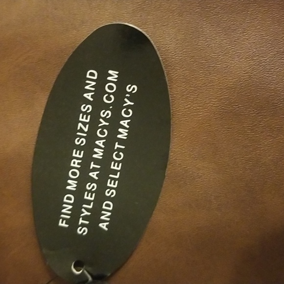 Boots - Picture 4 of 8